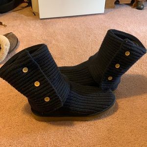 navy knit ugg’s